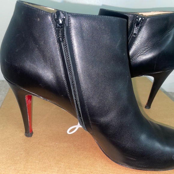 Christian Louboutin Size 41 Black Belle 85 Calf Booties - Picture 3 of 7